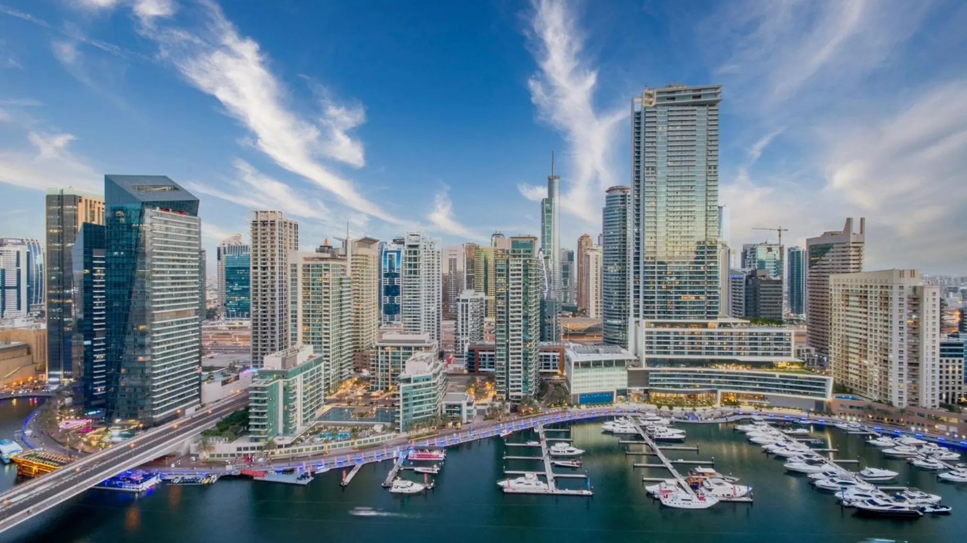Marina Royale 3 Bedroom Apartment I Luxe Marina Harbour & Yacht Club Views I Nearby To A Beach I Free Pool, Gym, Wi-Fi And Parking I By Meerak Dubai
