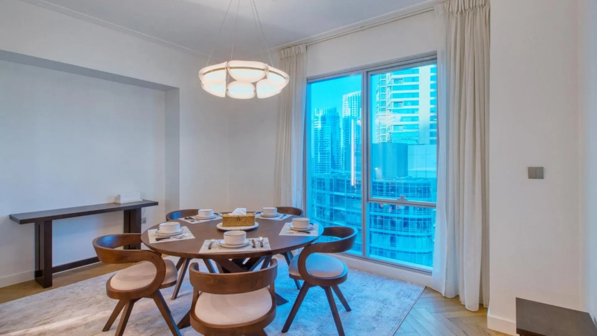 Marina Royale 3 Bedroom Apartment I Luxe Marina Harbour & Yacht Club Views I Nearby To A Beach I Free Pool, Gym, Wi-Fi And Parking I By Meerak Dubai