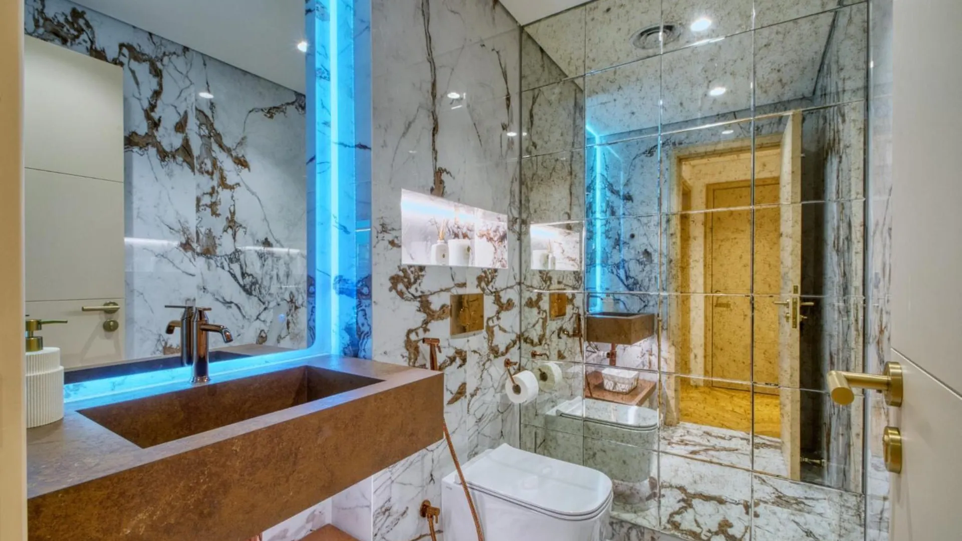 Marina Royale 3 Bedroom Apartment I Luxe Marina Harbour & Yacht Club Views I Nearby To A Beach I Free Pool, Gym, Wi-Fi And Parking I By Meerak Dubai 0*,